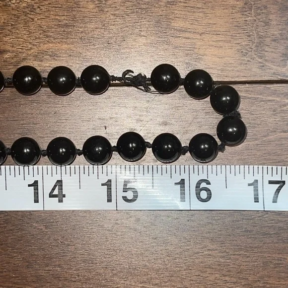 14KT Yellow Gold Beaded Station Black Onyx Beaded Necklace 34” Length - Picture 15 of 16